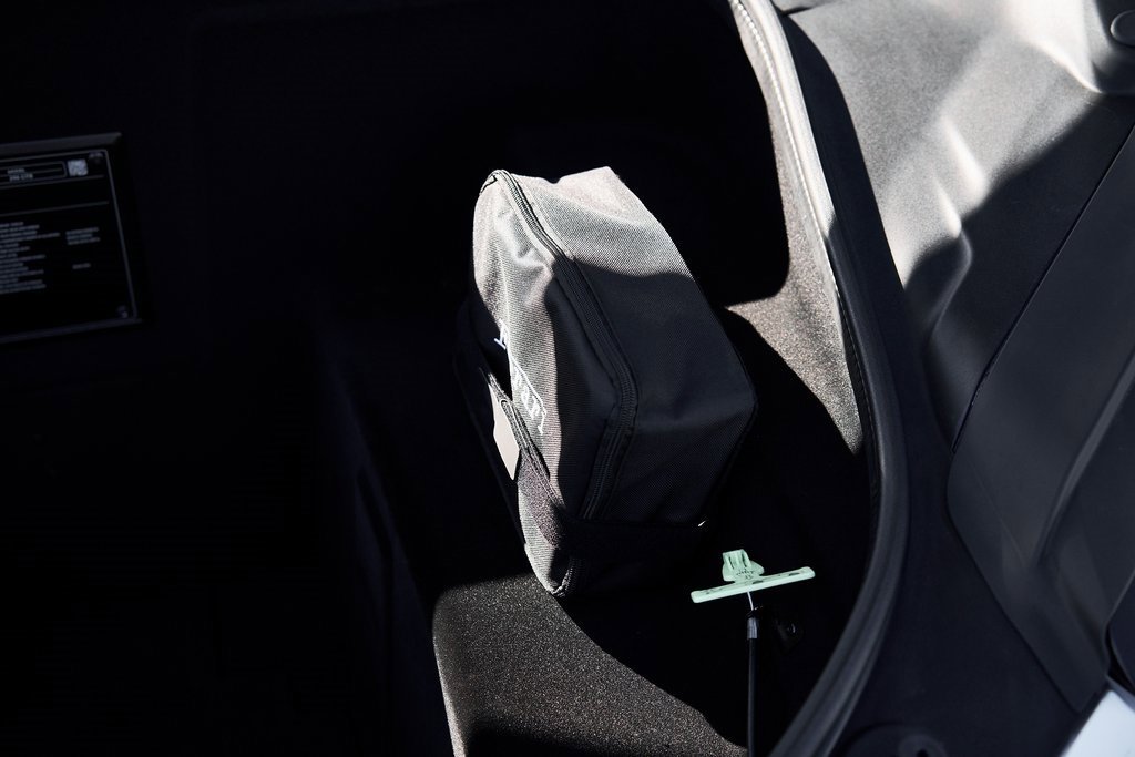 2024 Ferrari 296 GTB Base RWD