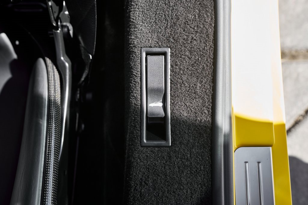 2022 Ferrari SF90 Stradale Base AWD