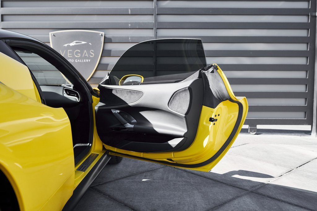 2022 Ferrari SF90 Stradale Base AWD