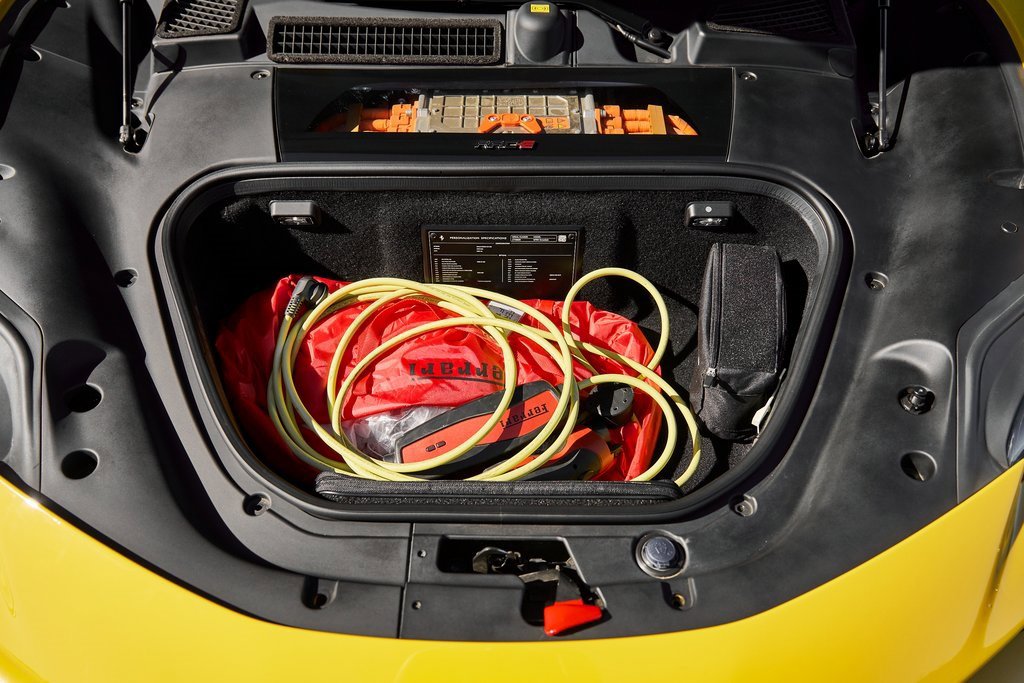 2022 Ferrari SF90 Stradale Base AWD