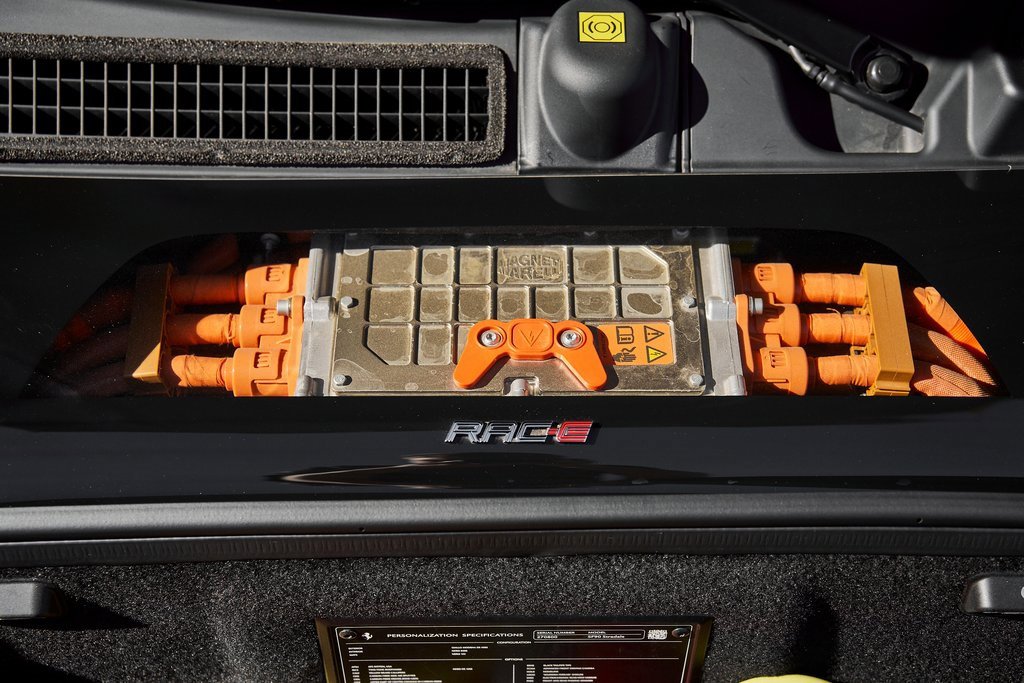 2022 Ferrari SF90 Stradale Base AWD