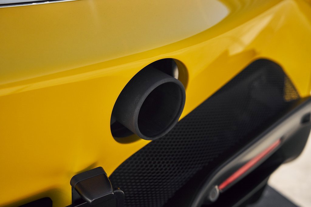 2022 Ferrari SF90 Stradale Base AWD