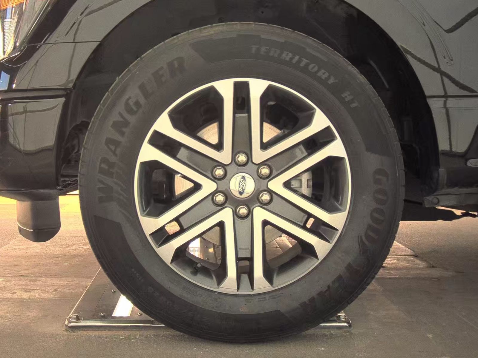 2023 Ford F-150 XL RWD