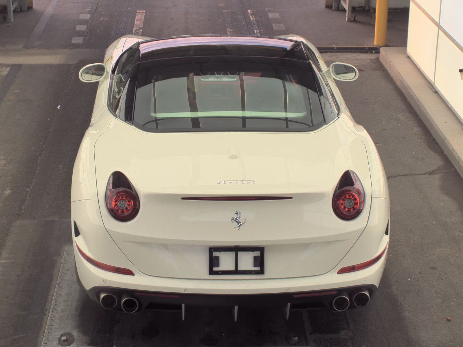 2017 Ferrari California T RWD