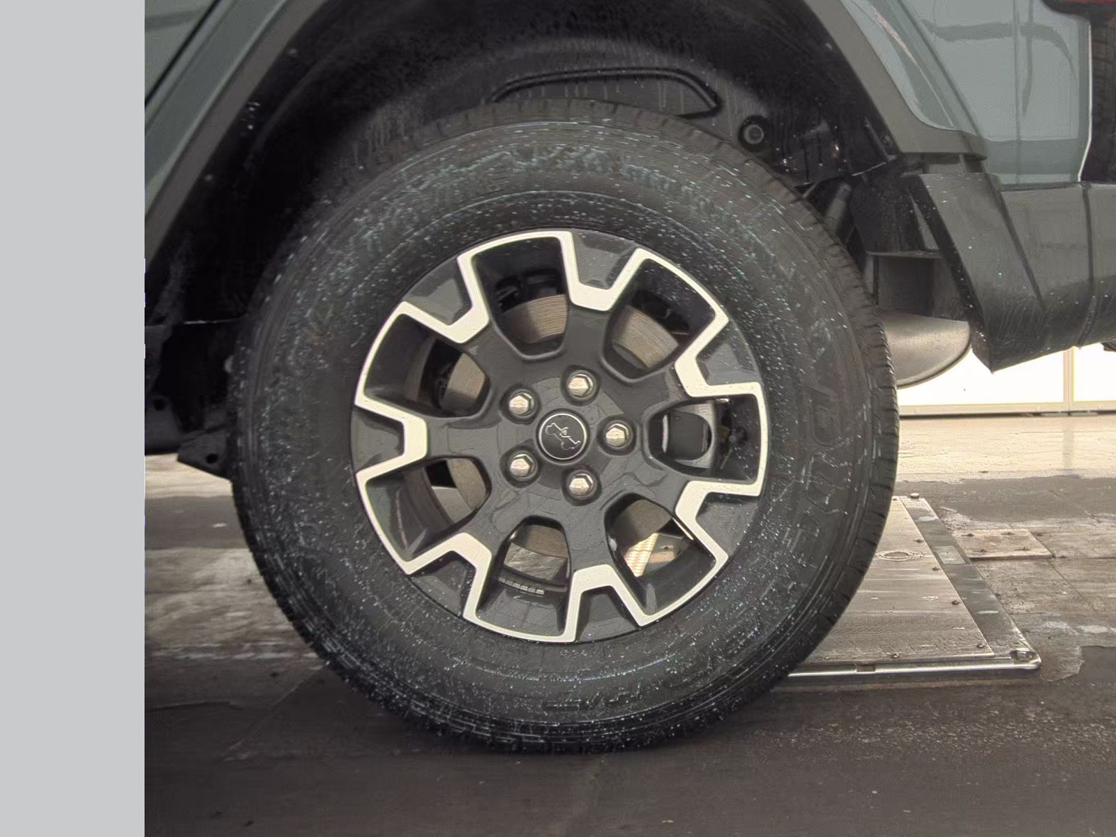 2024 Jeep Wrangler Sahara AWD