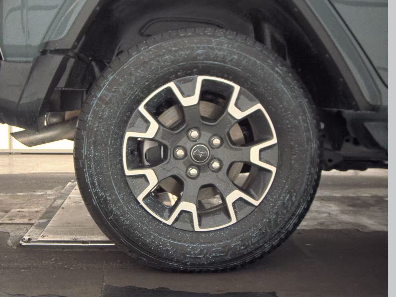 2024 Jeep Wrangler Sahara AWD