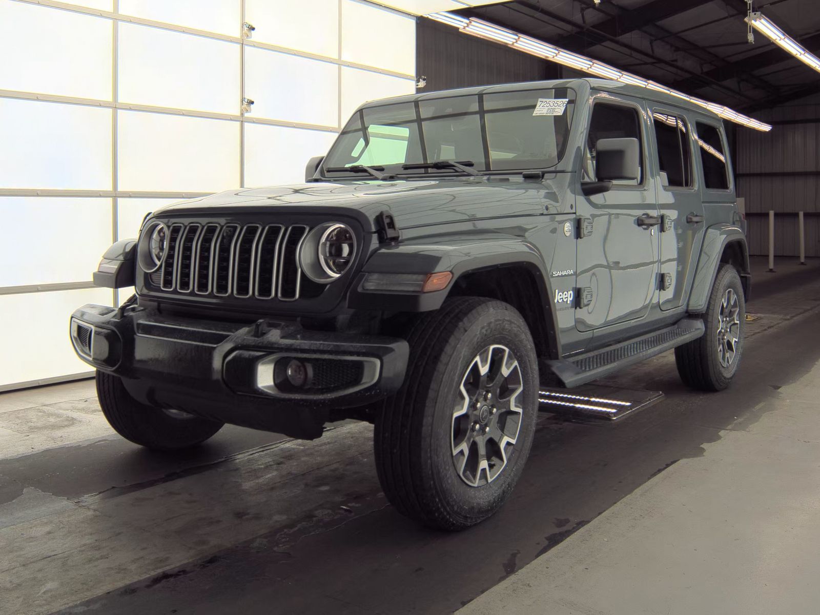 2024 Jeep Wrangler Sahara AWD