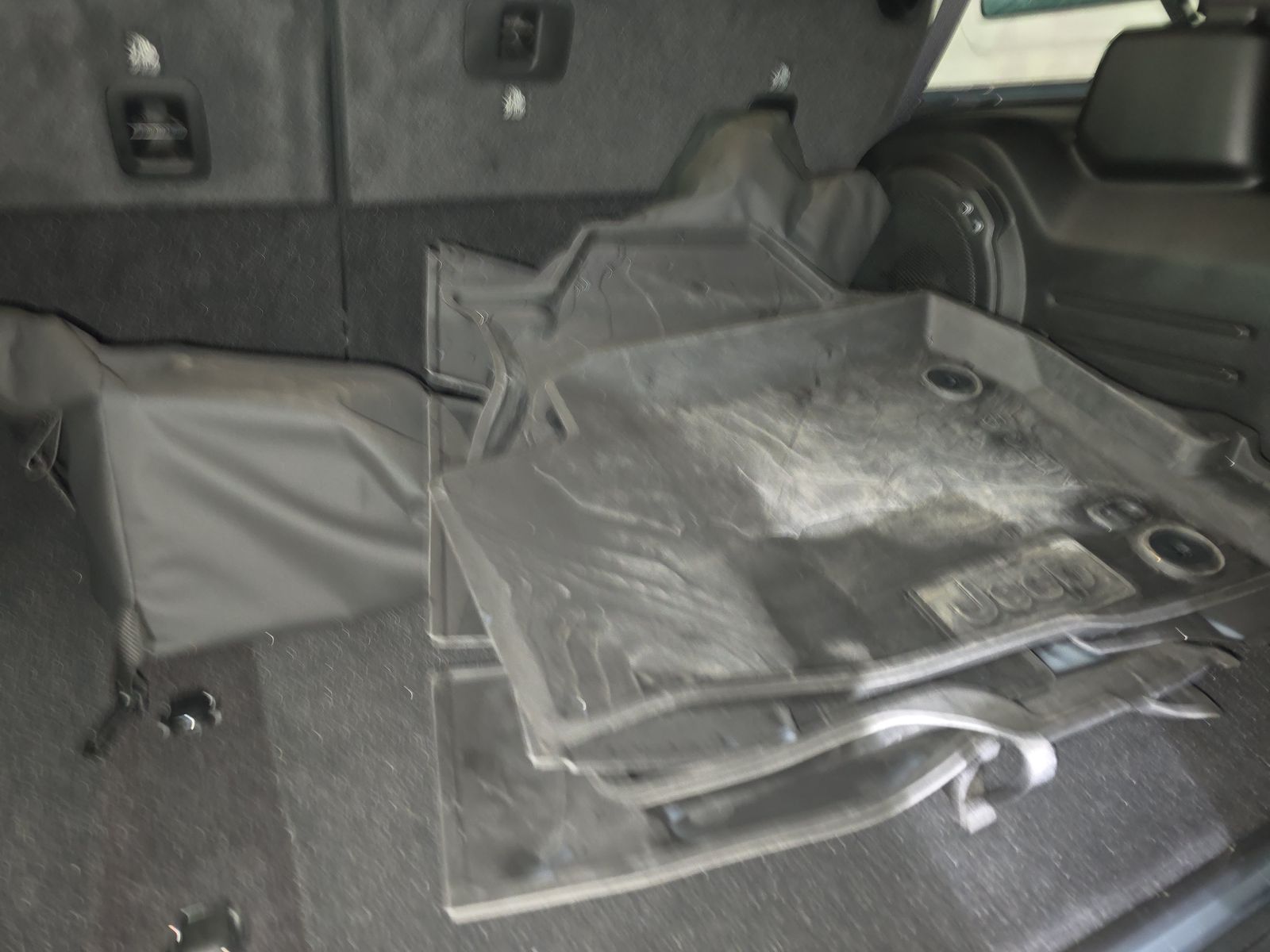 2024 Jeep Wrangler Sahara AWD