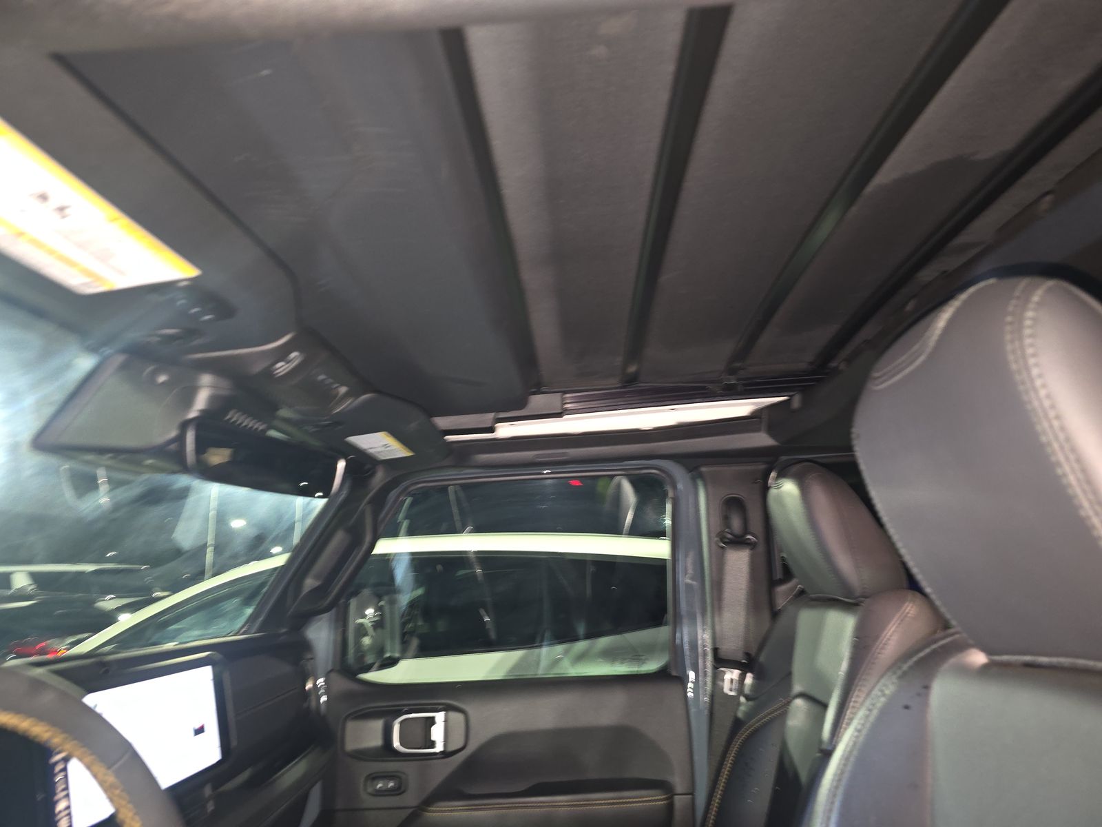 2024 Jeep Wrangler Sahara AWD