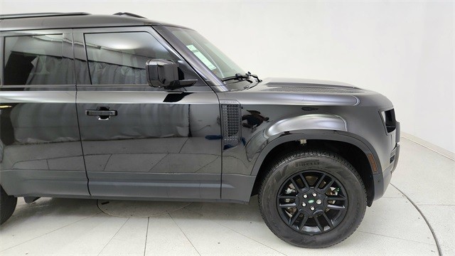 2024 Land Rover Defender 110 S AWD