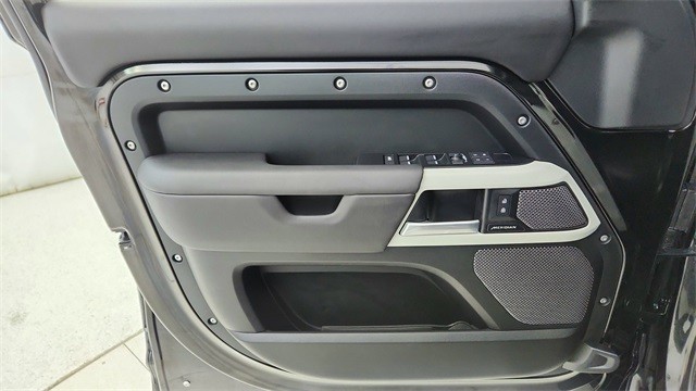 2024 Land Rover Defender 110 S AWD