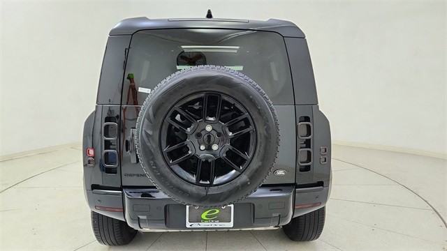 2024 Land Rover Defender 110 S AWD