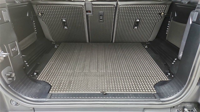 2024 Land Rover Defender 110 S AWD