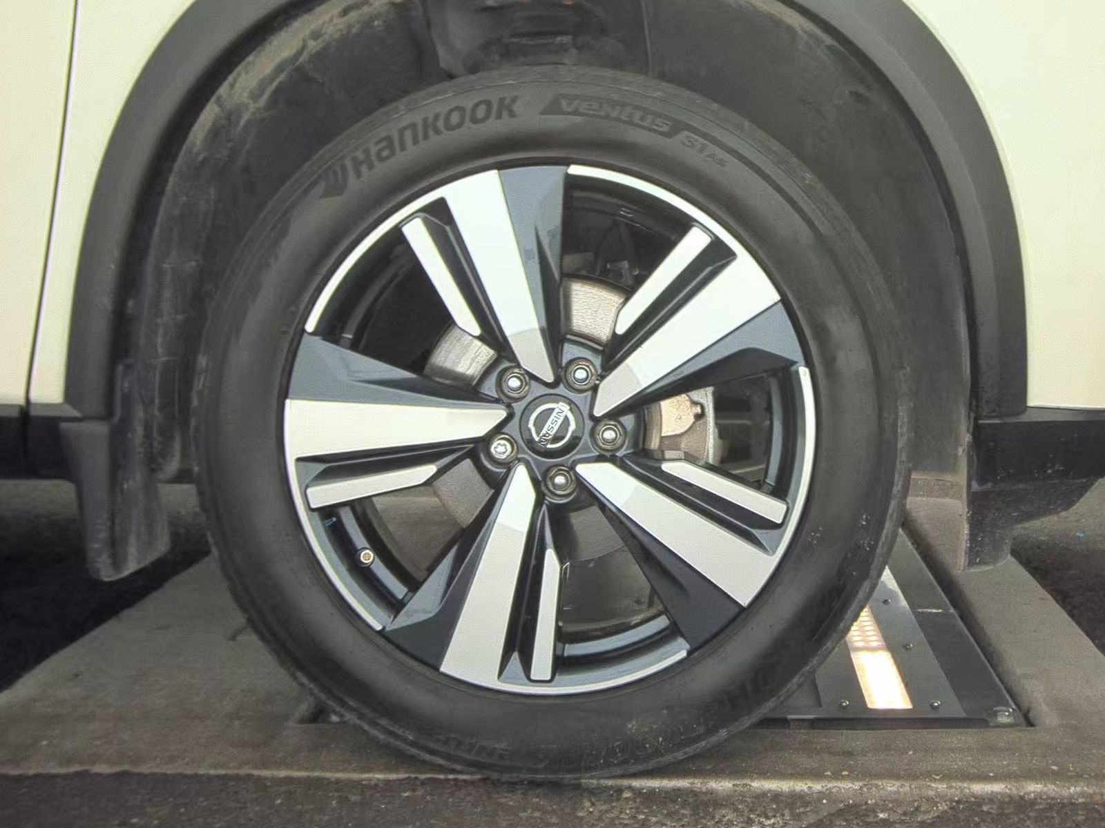 2021 Nissan Rogue SL FWD