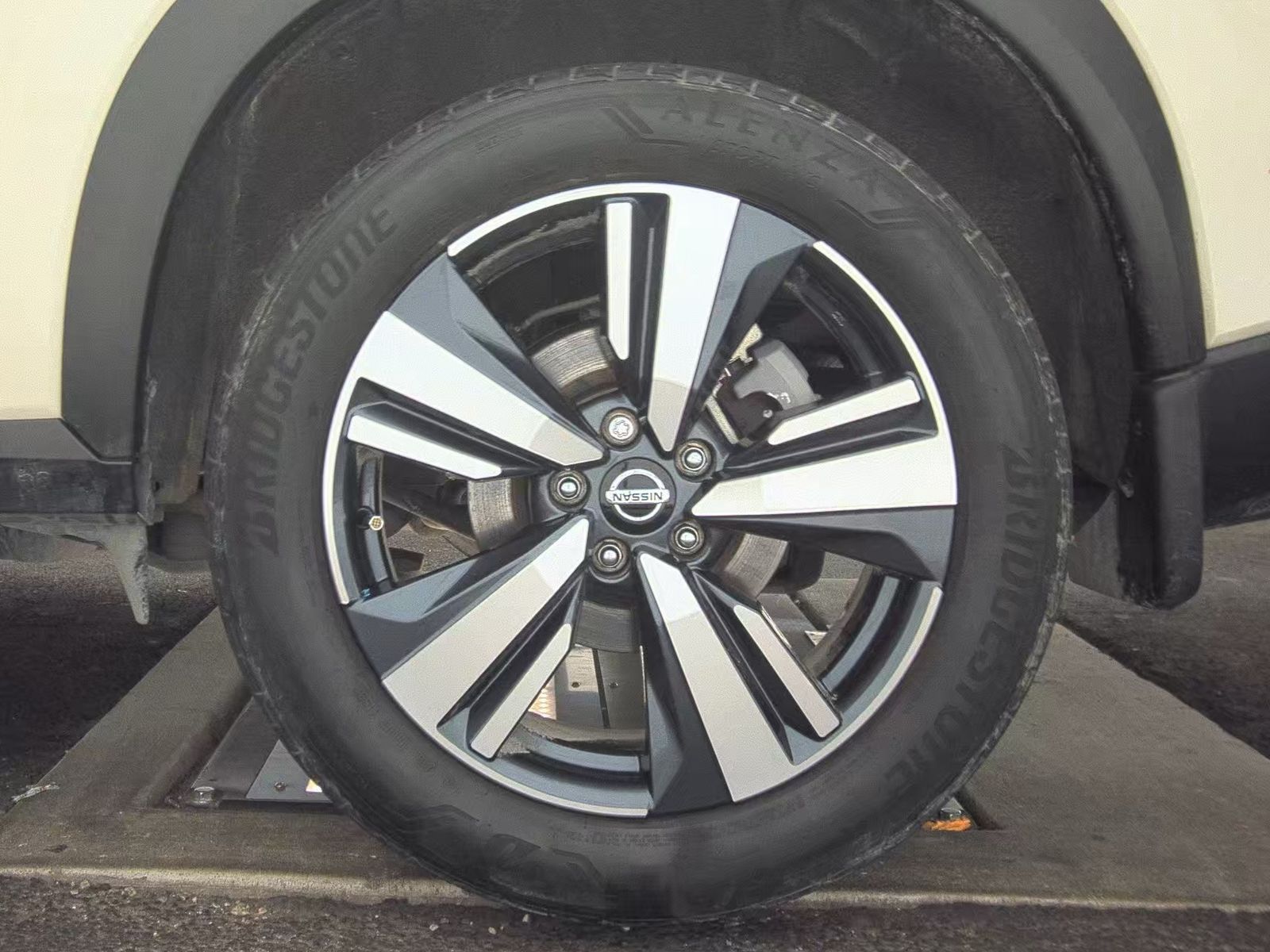 2021 Nissan Rogue SL FWD