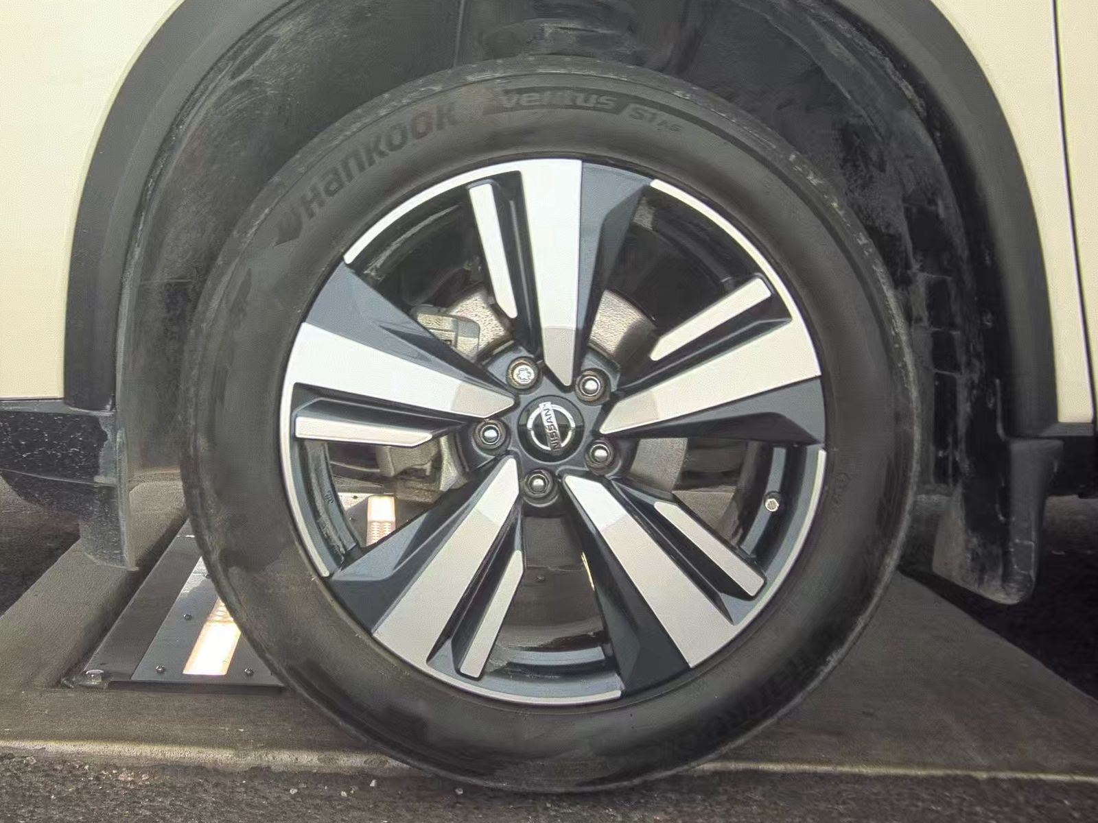 2021 Nissan Rogue SL FWD