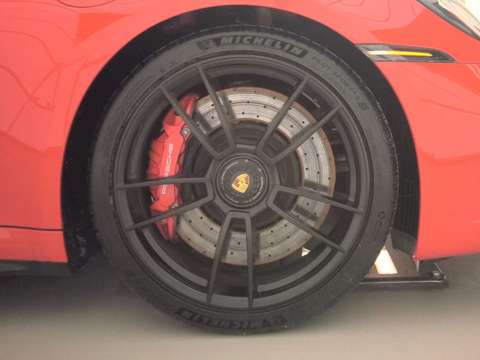 2024 Porsche 911 Carrera GTS RWD