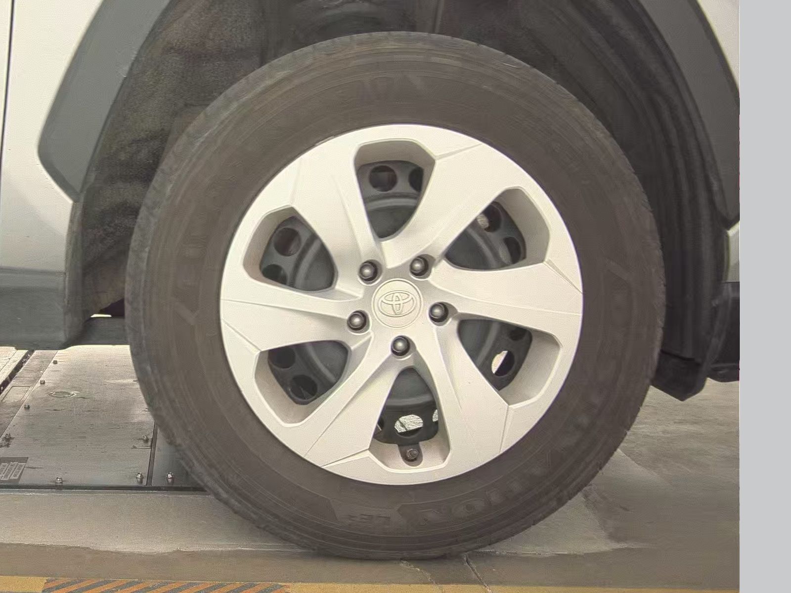 2024 Toyota RAV4 LE AWD