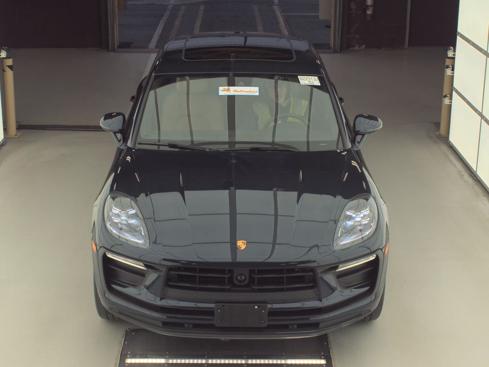 2023 Porsche Macan Base AWD