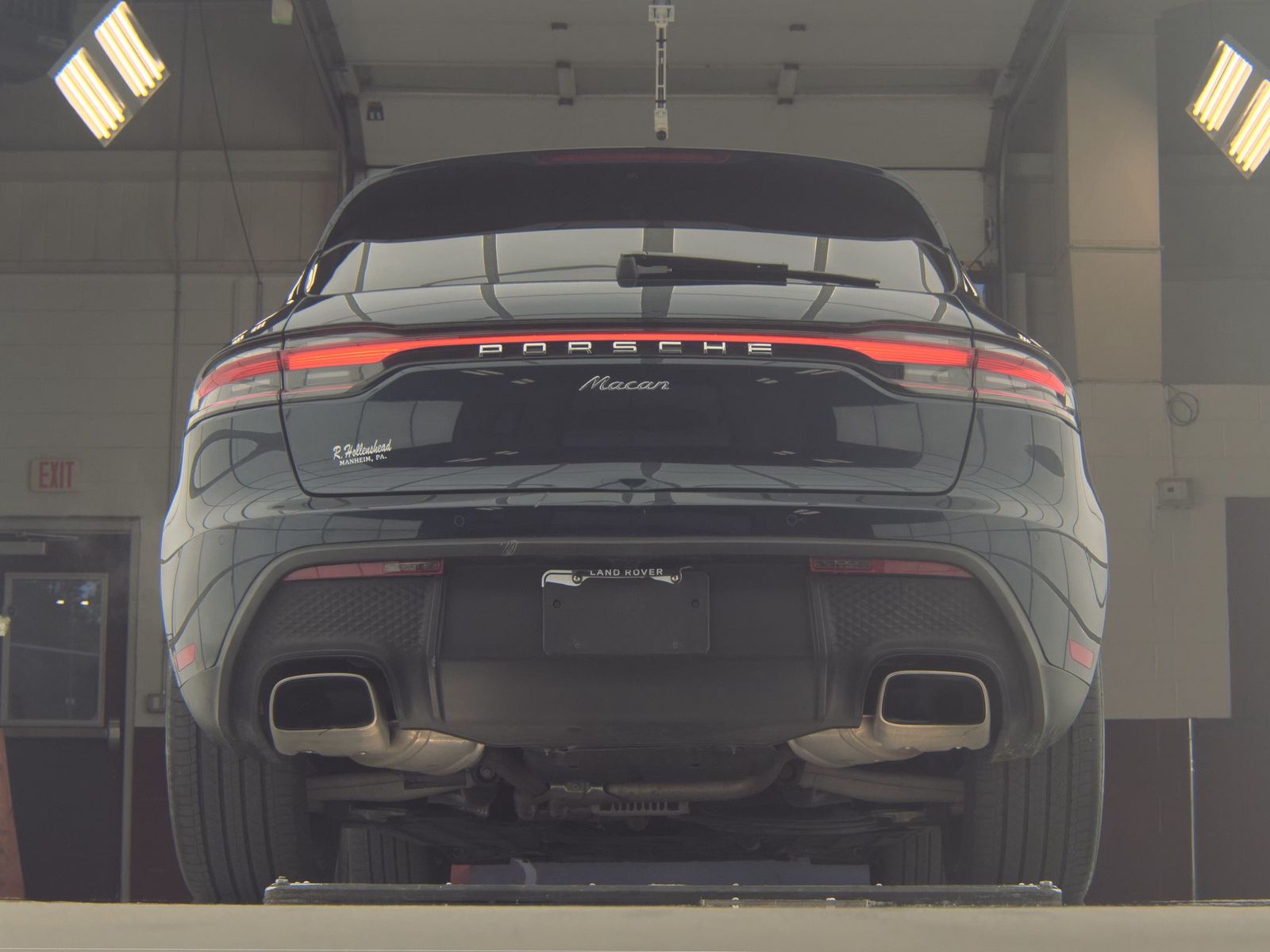 2023 Porsche Macan Base AWD