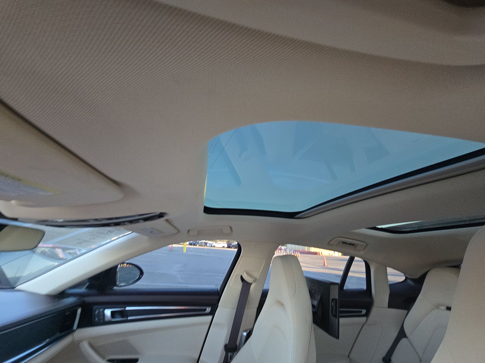 2023 Porsche Panamera 4 Platinum Edition AWD