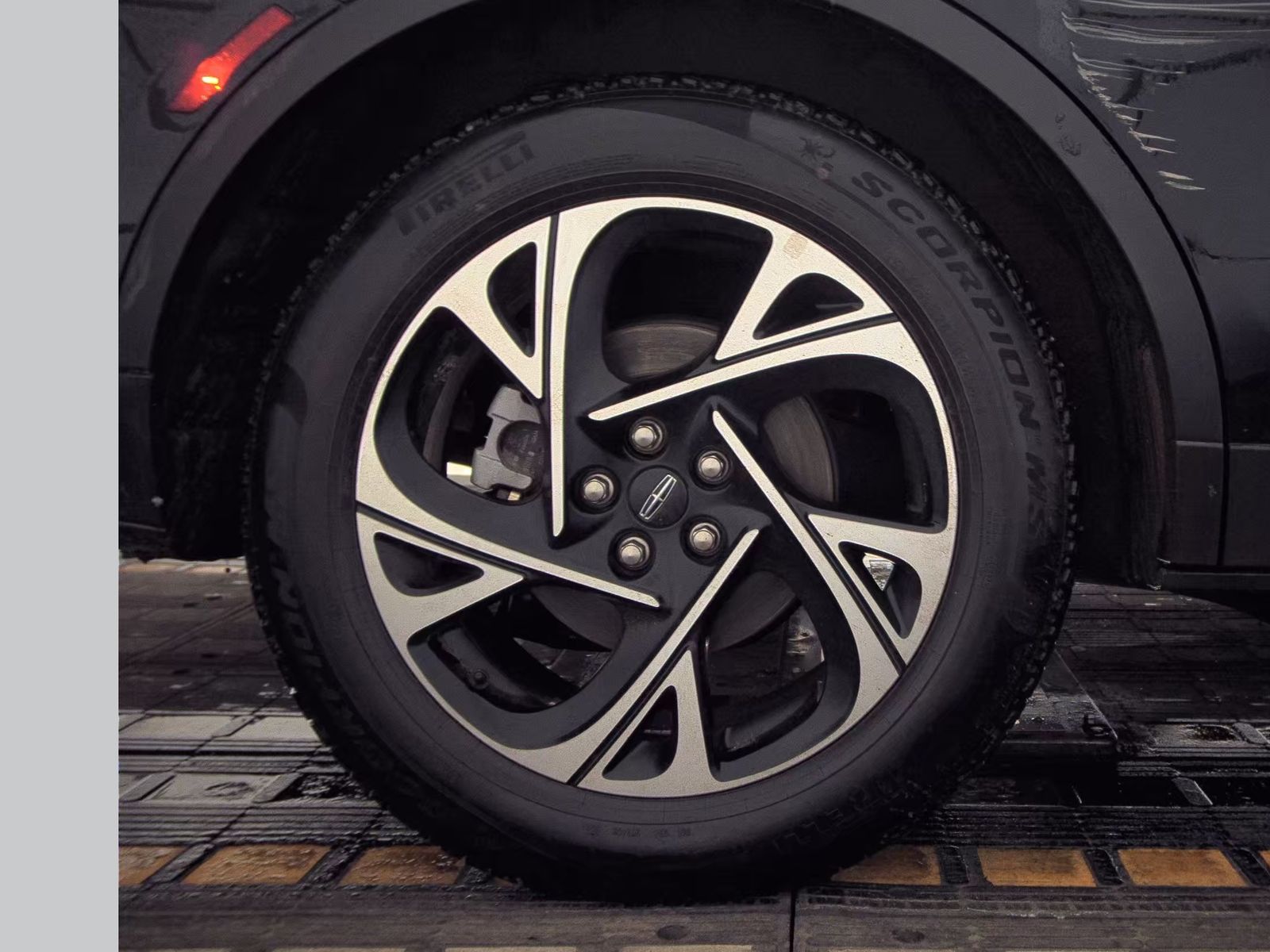 2024 Lincoln Nautilus Premiere AWD