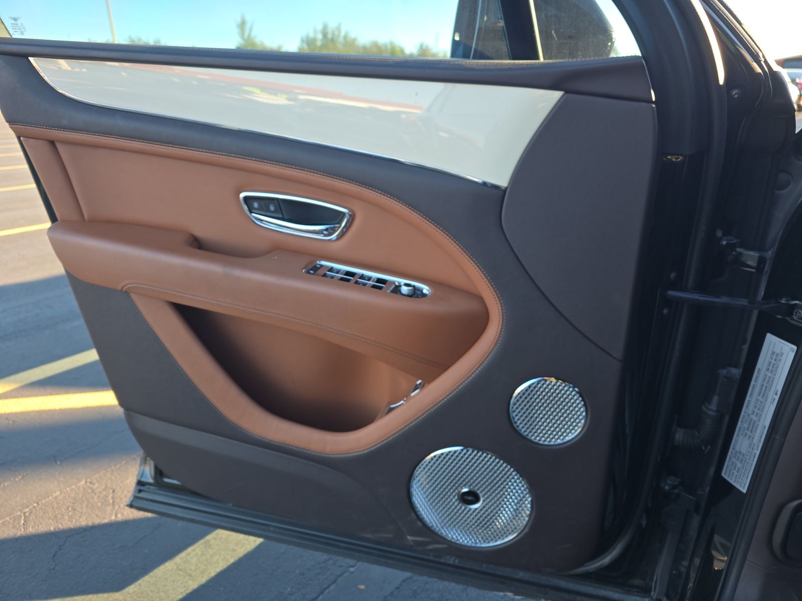 2023 Bentley Bentayga EWB Base AWD