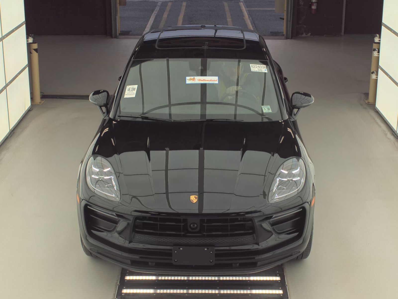 2025 Porsche Macan Base AWD