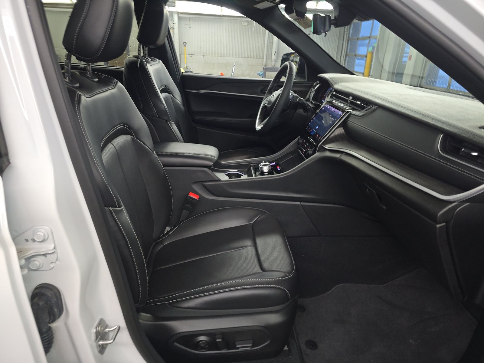 2025 Jeep Grand Cherokee Limited AWD