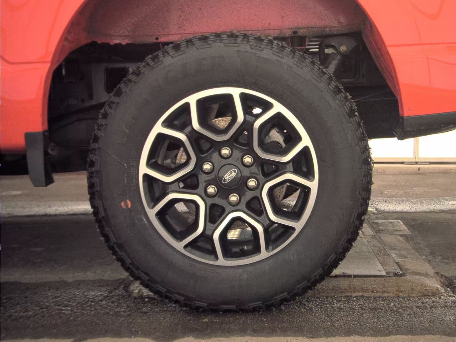 2023 Ford F-150 XLT AWD