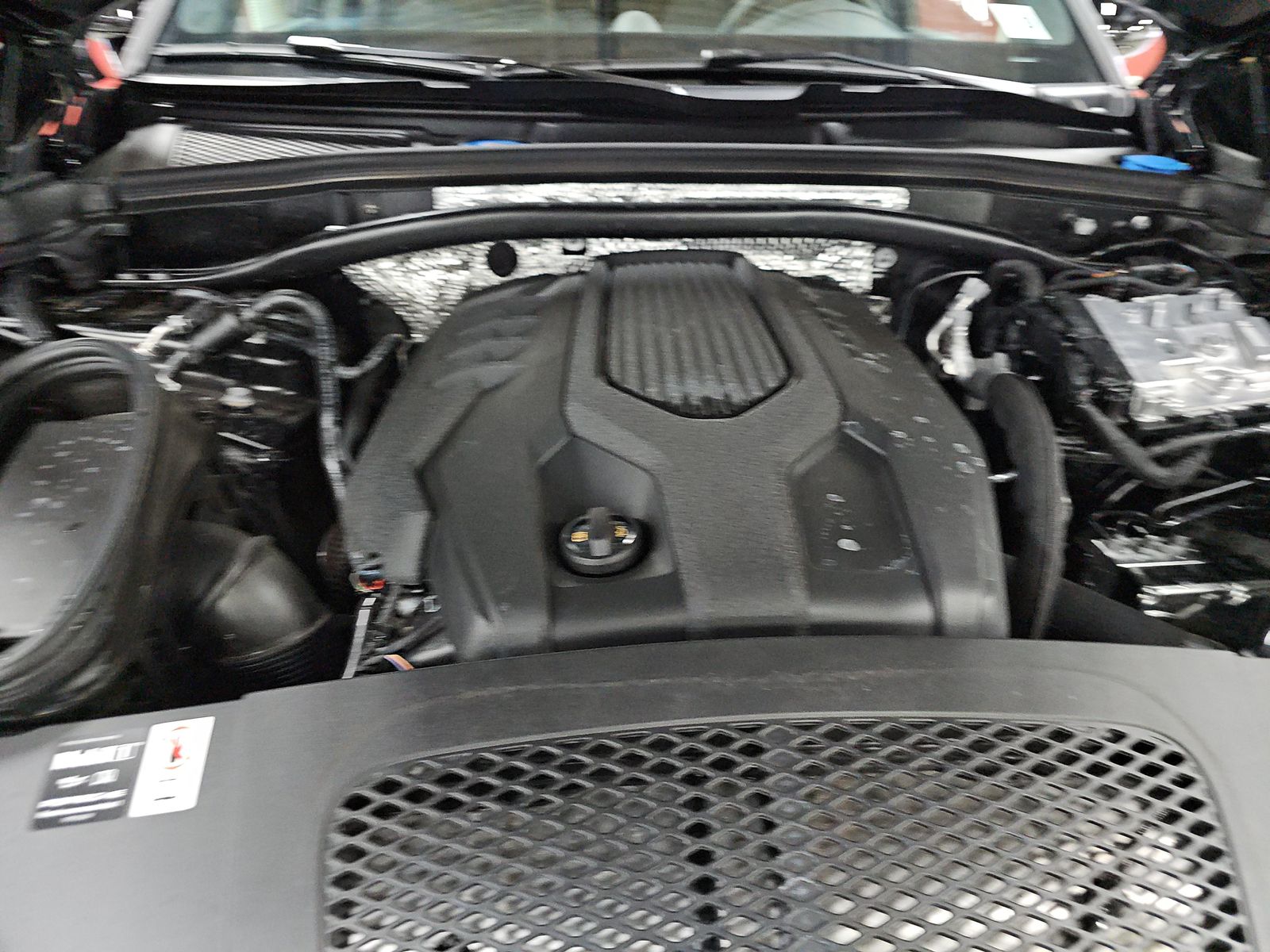 2025 Porsche Macan Base AWD