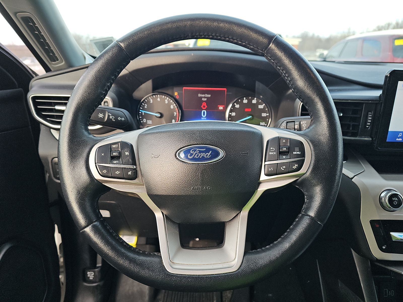 2023 Ford Explorer XLT AWD