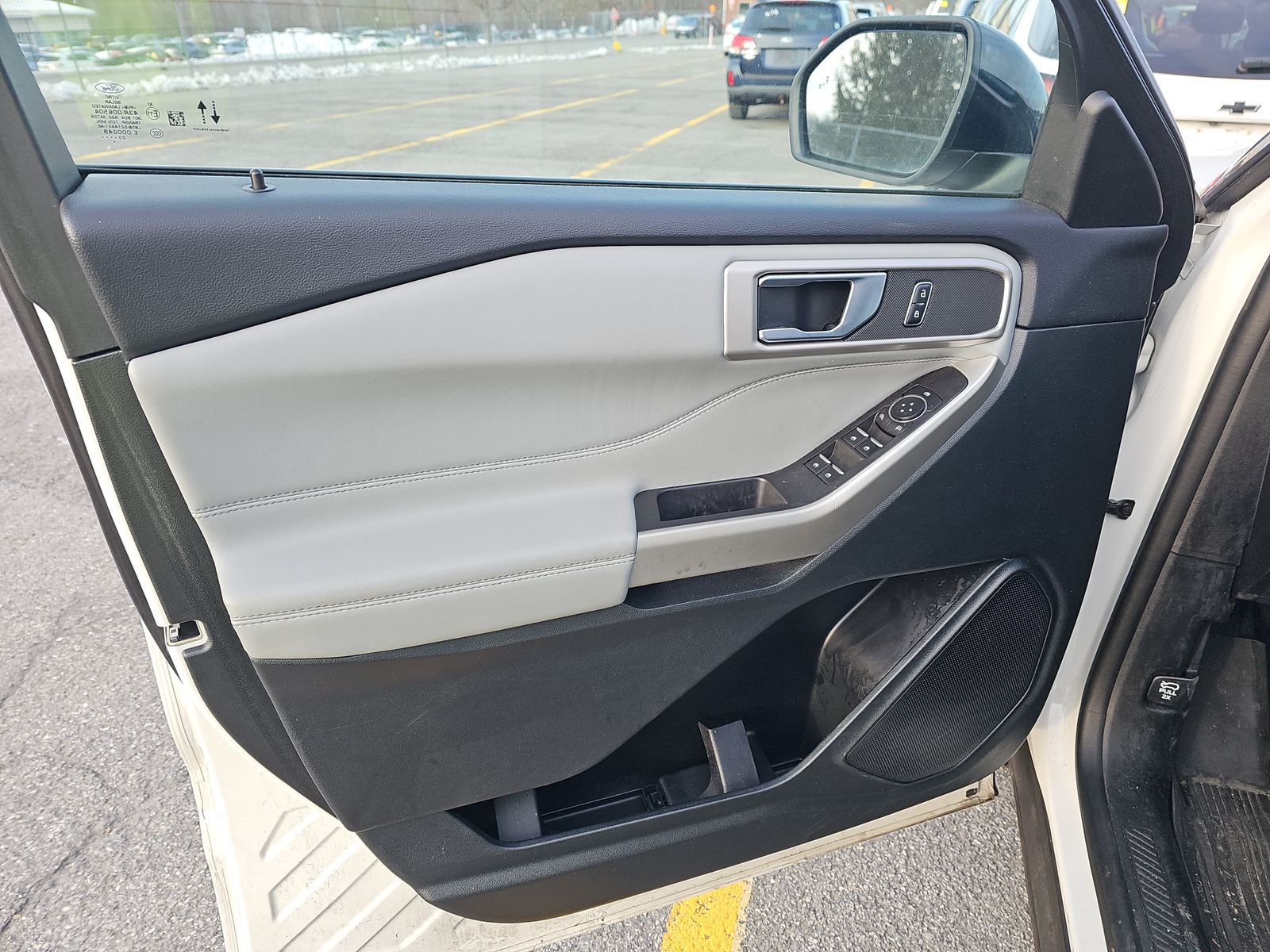 2023 Ford Explorer XLT AWD