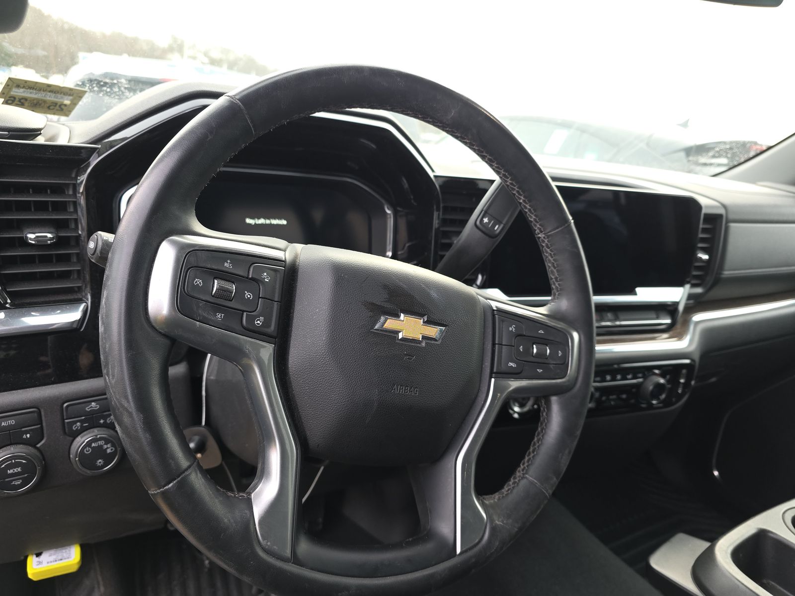 2023 Chevrolet Silverado 1500 LT AWD