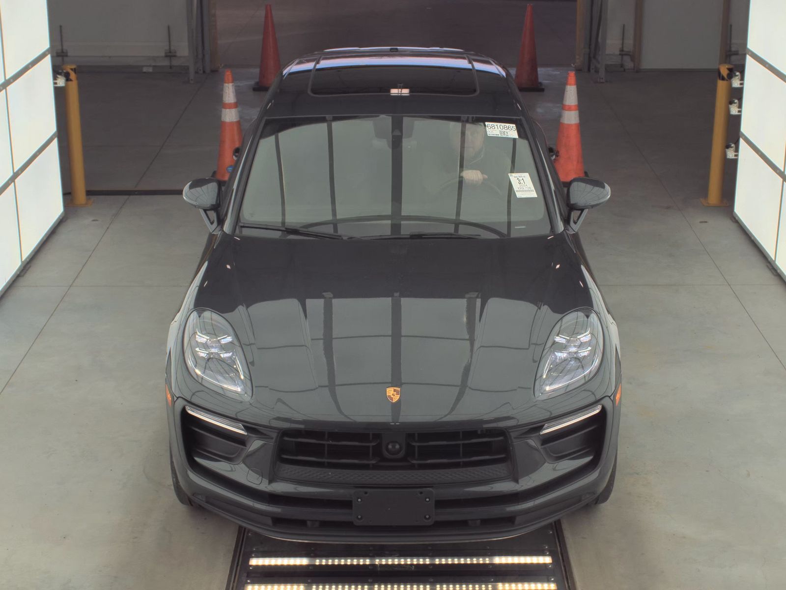 2024 Porsche Macan Base AWD