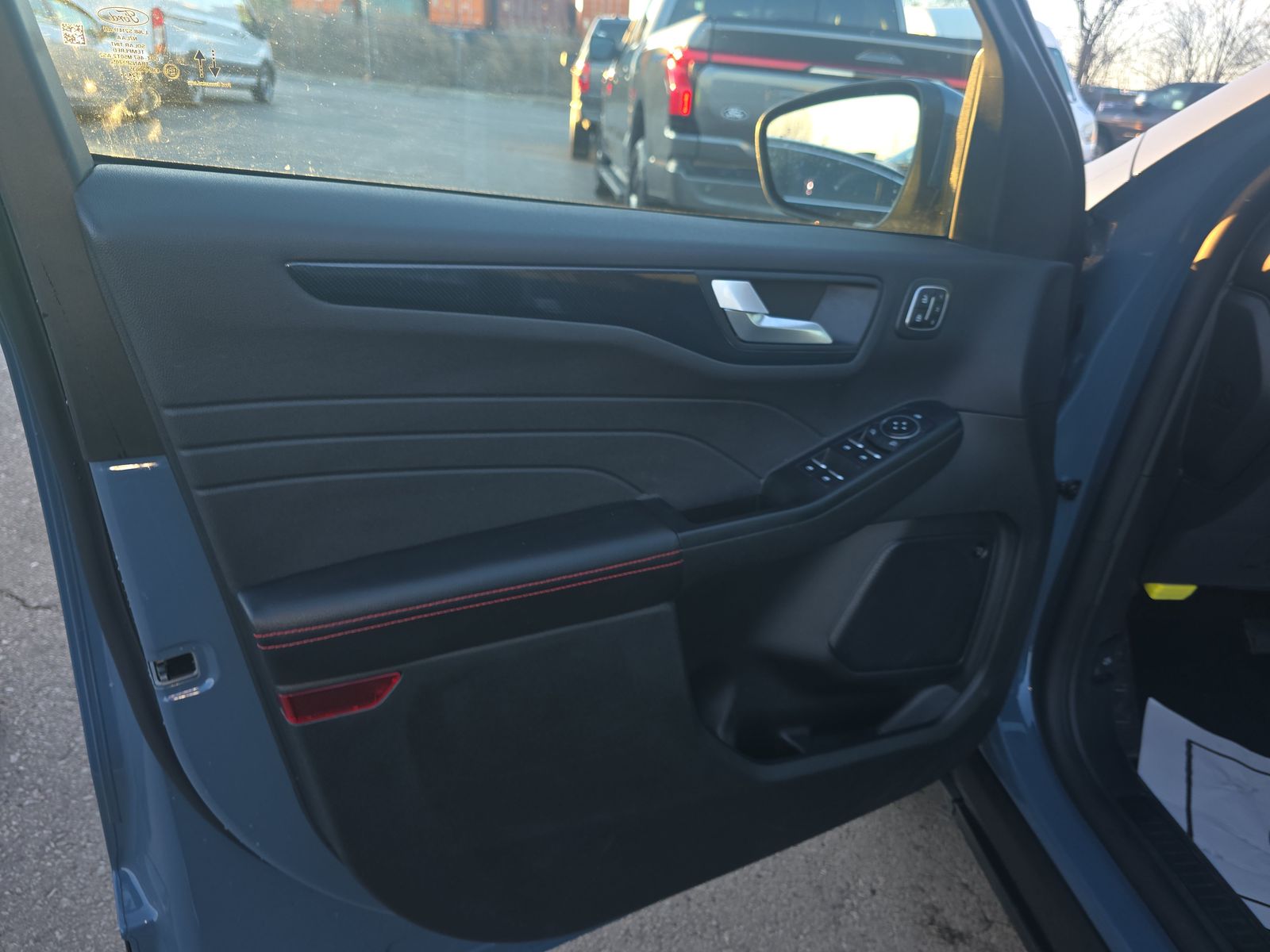 2025 Ford Escape Hybrid ST-Line Elite AWD