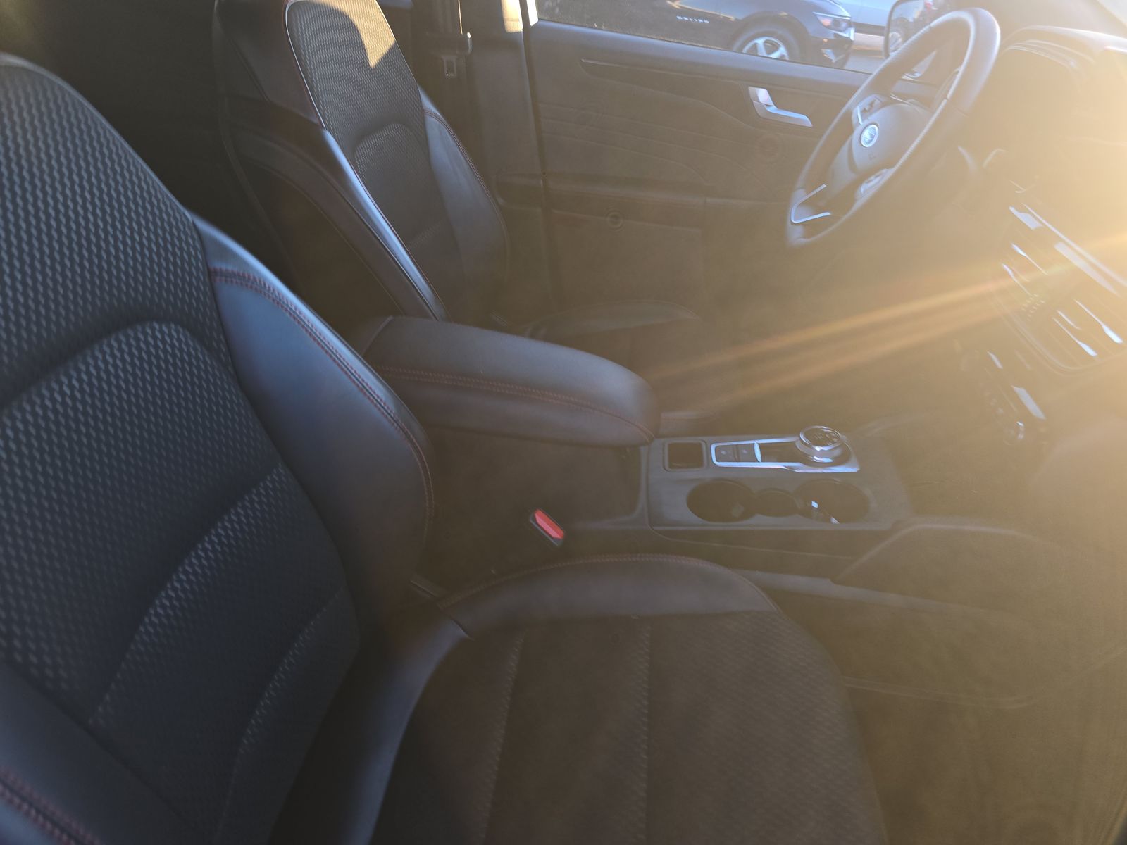 2025 Ford Escape Hybrid ST-Line Elite AWD