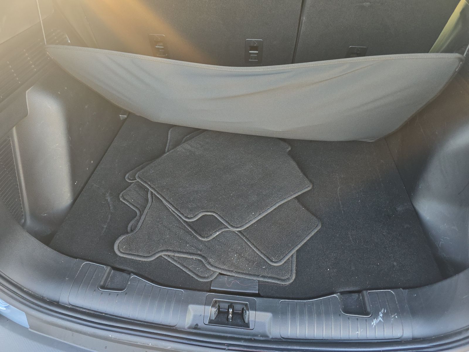 2025 Ford Escape Hybrid ST-Line Elite AWD