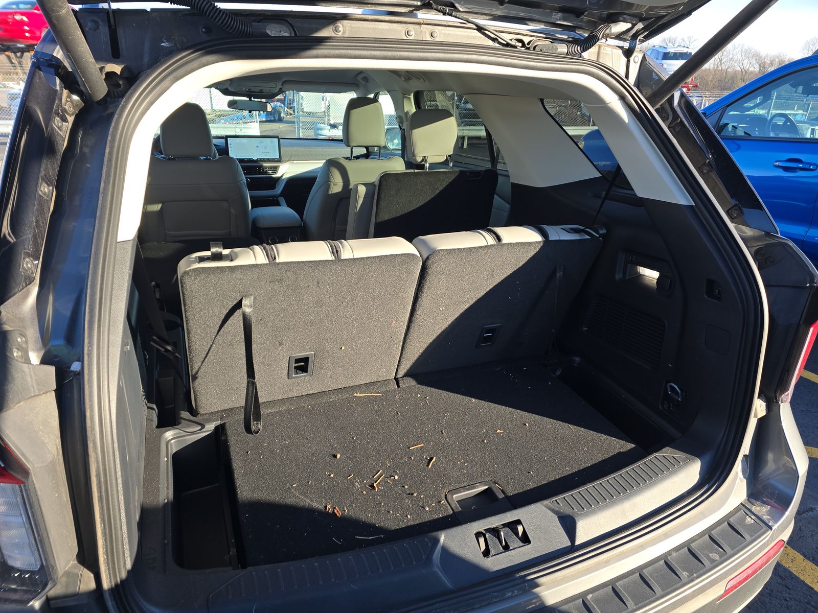 2025 Ford Explorer Active RWD