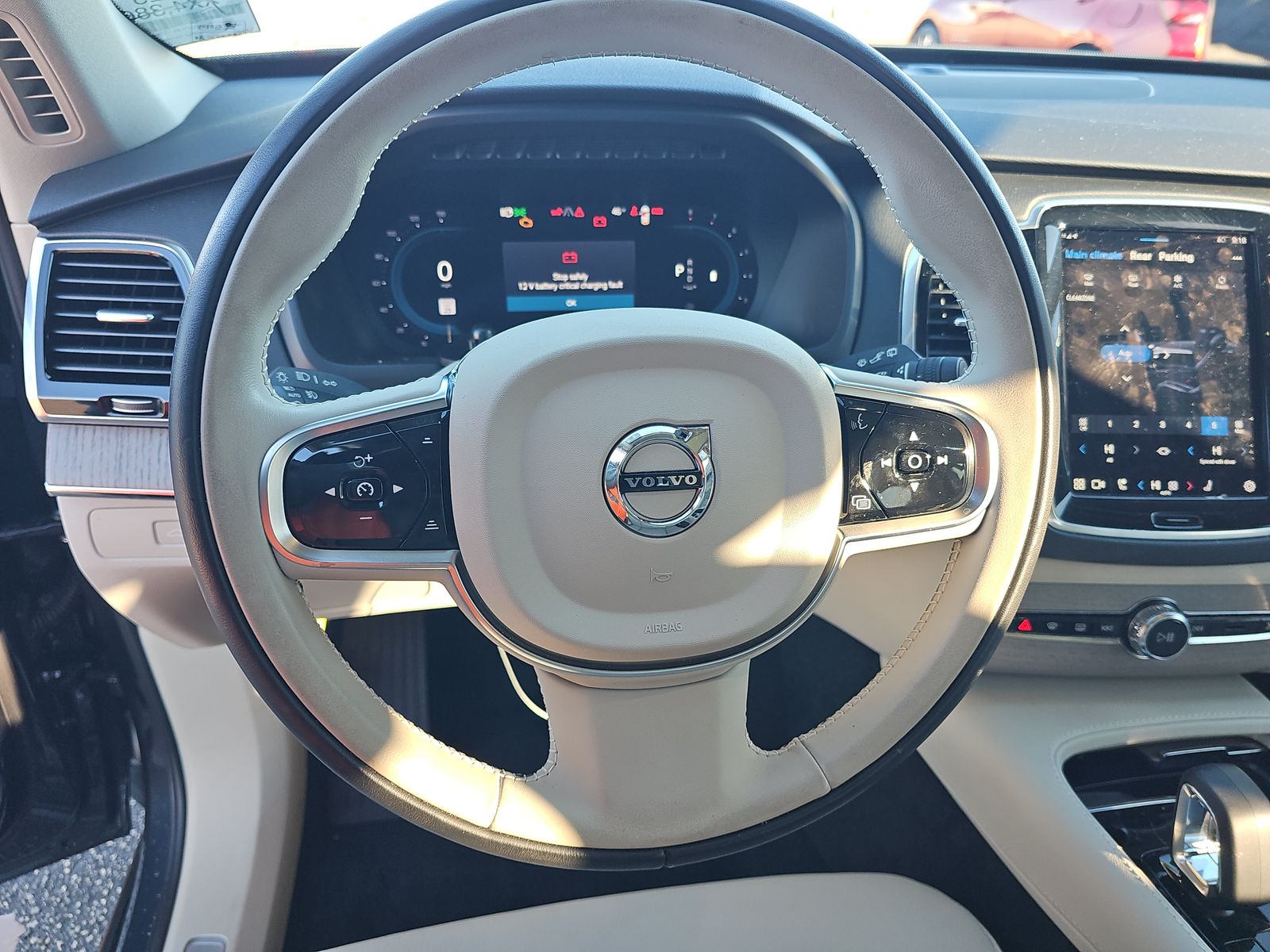 2025 Volvo XC90 B5 Plus AWD