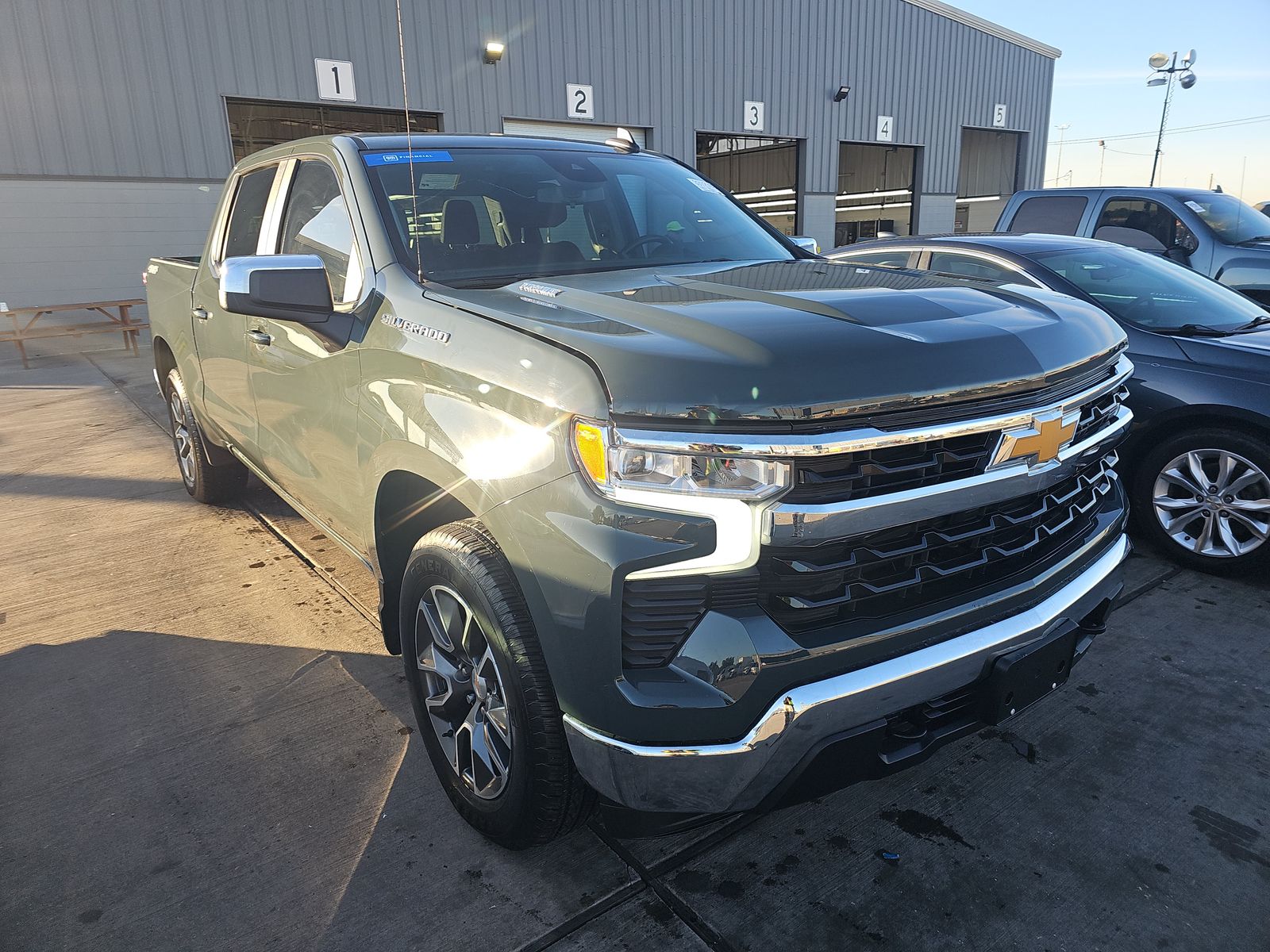 2025 Chevrolet Silverado 1500 LT AWD