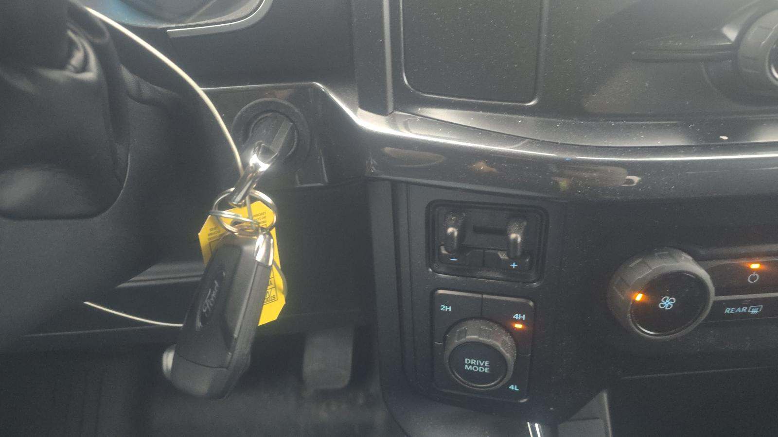 2023 Ford F-150 XL AWD