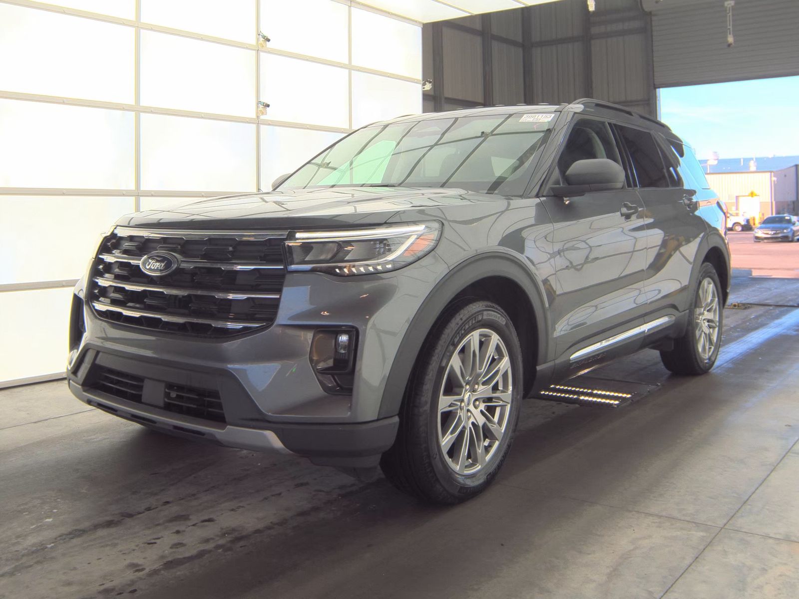 2025 Ford Explorer Active AWD