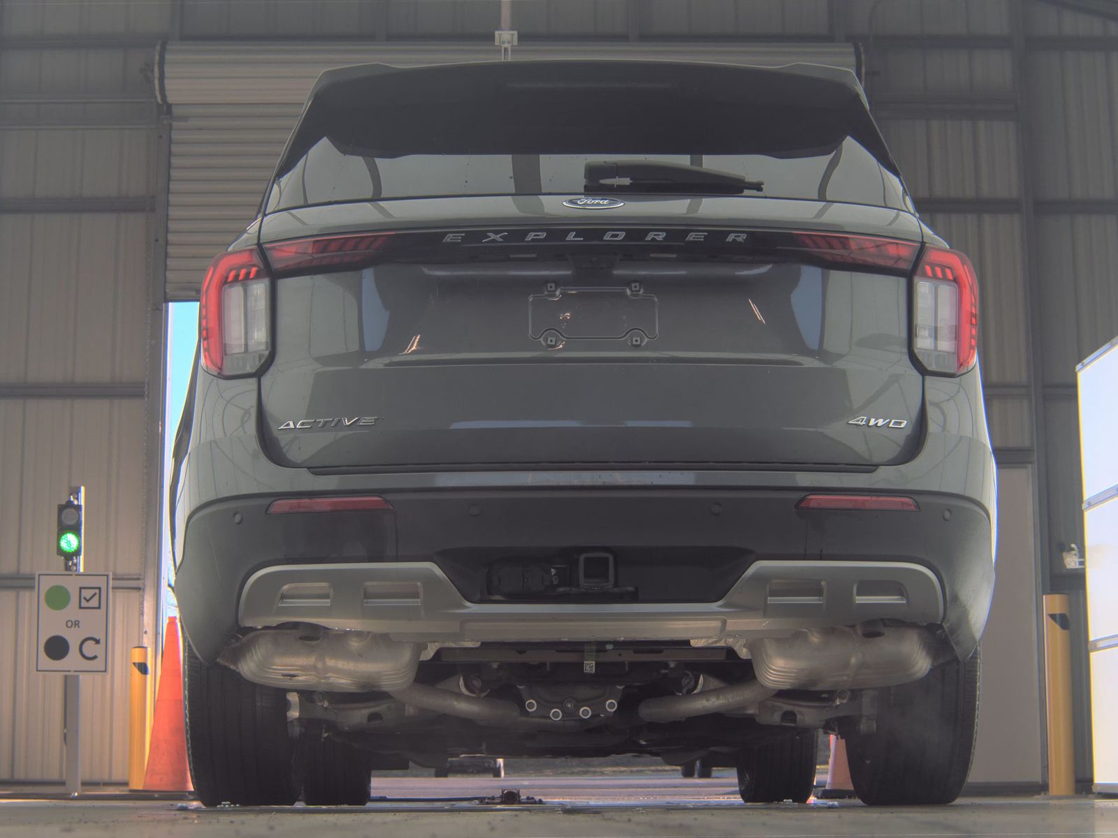 2025 Ford Explorer Active AWD