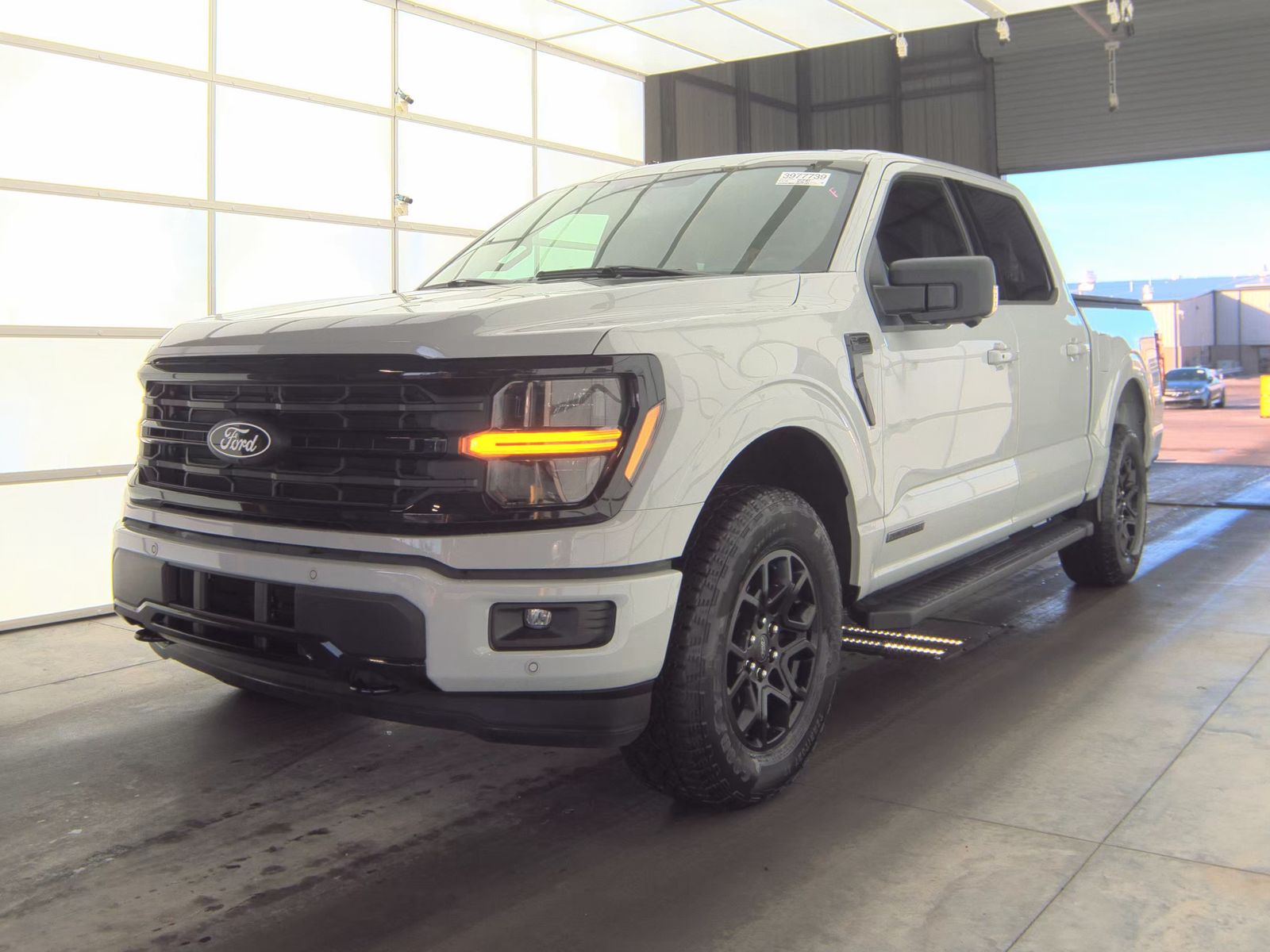 2024 Ford F-150 Hybrid XLT AWD