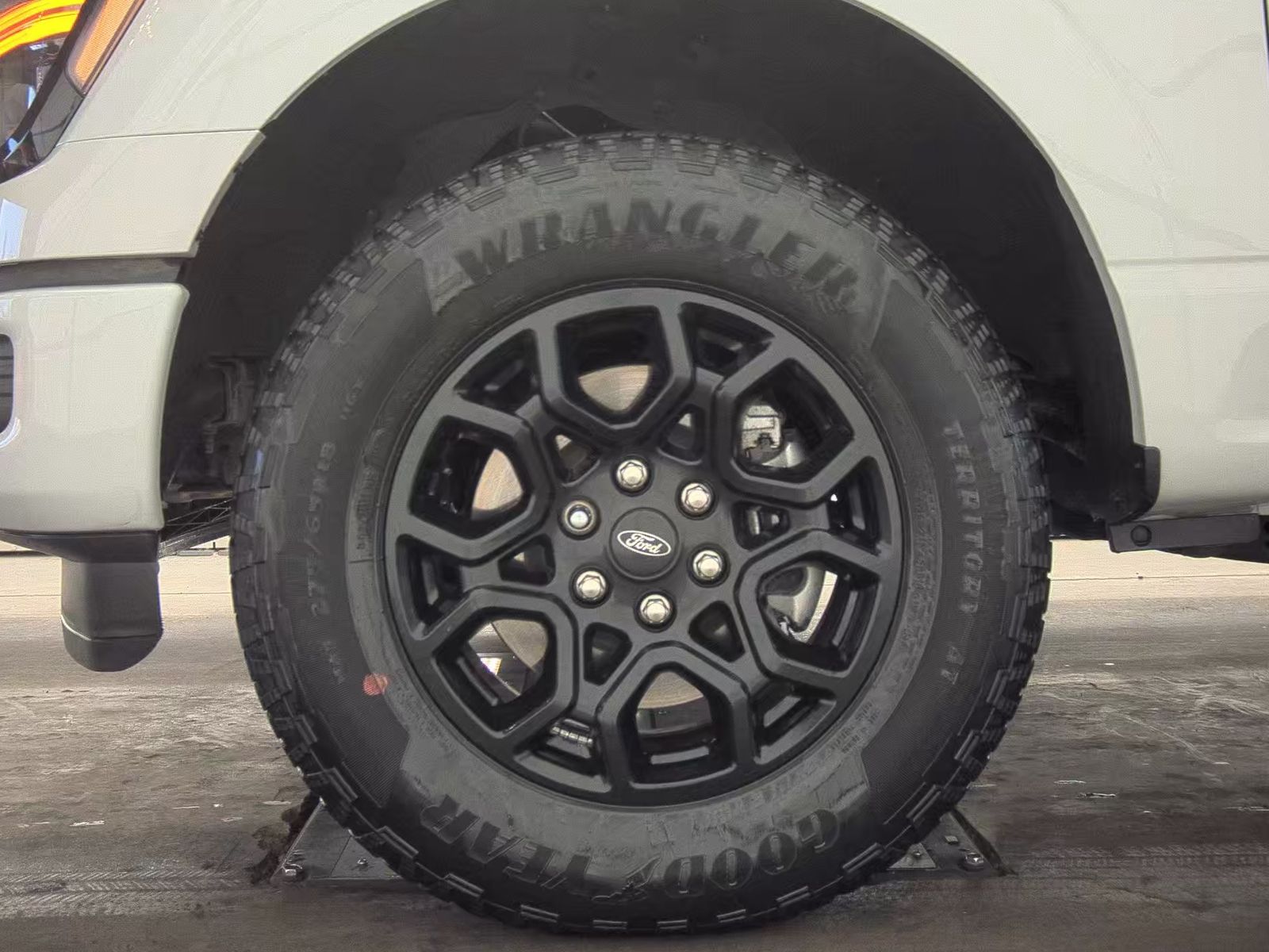 2024 Ford F-150 Hybrid XLT AWD