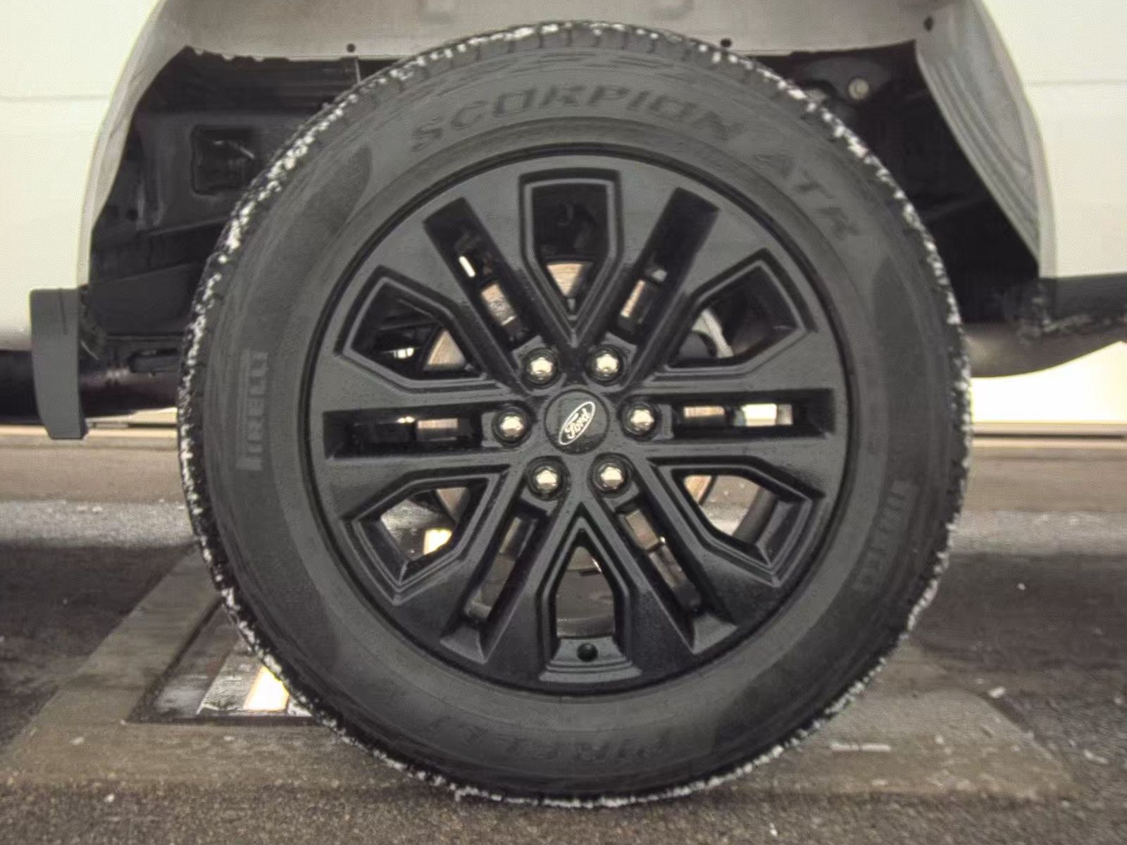 2025 Ford F-150 XLT AWD