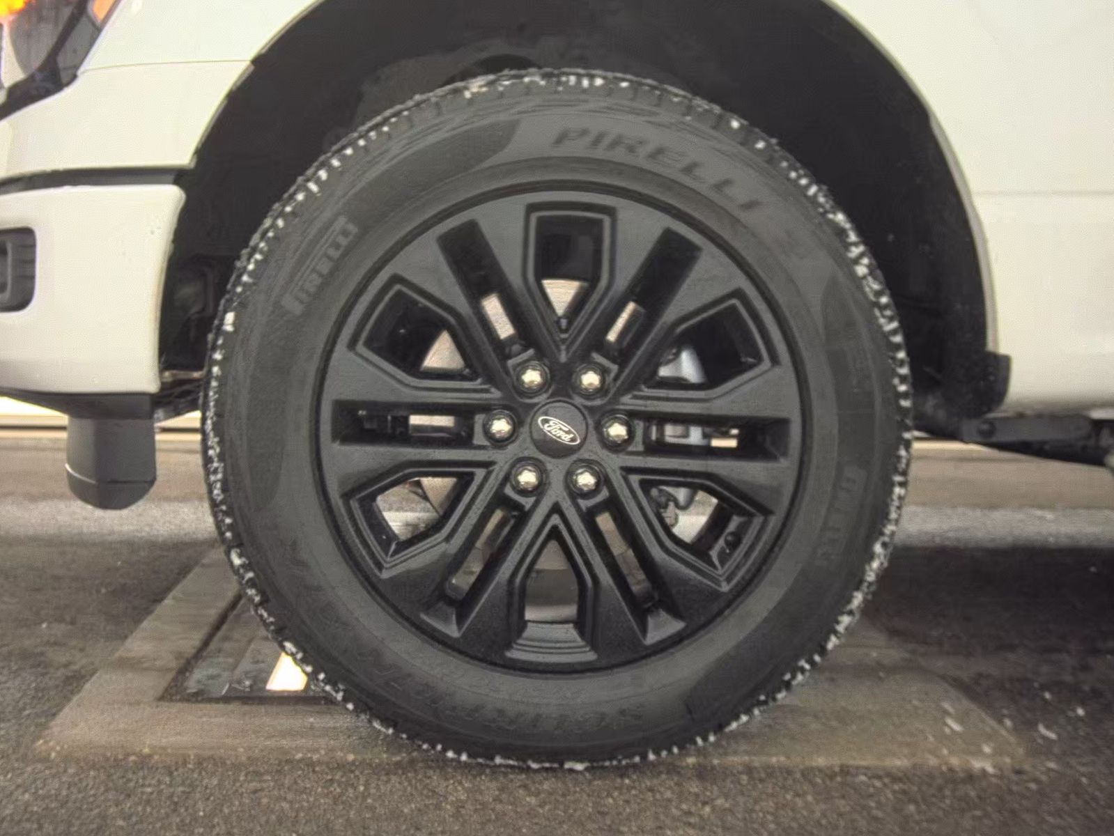 2025 Ford F-150 XLT AWD