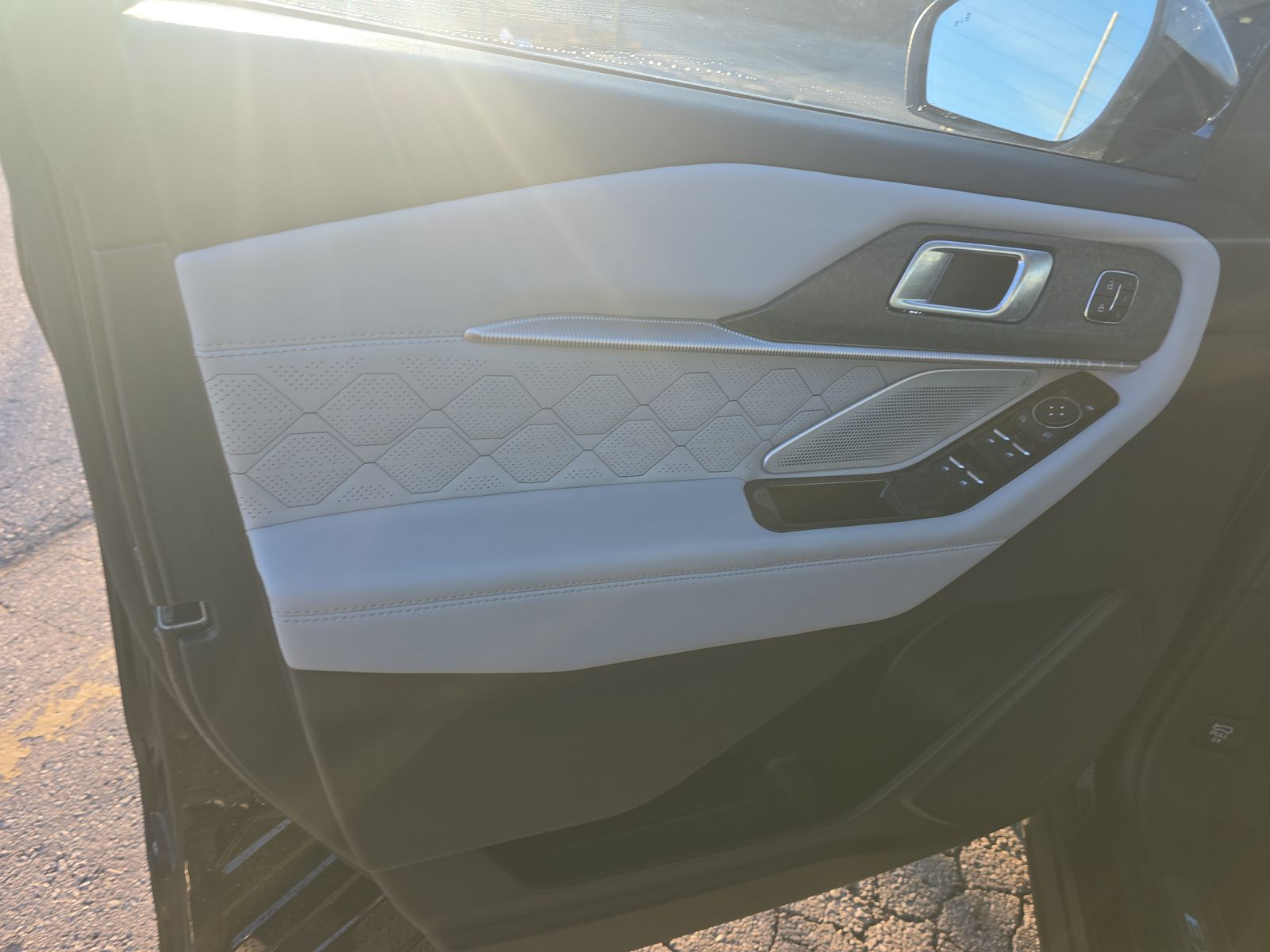 2025 Ford Explorer Platinum AWD