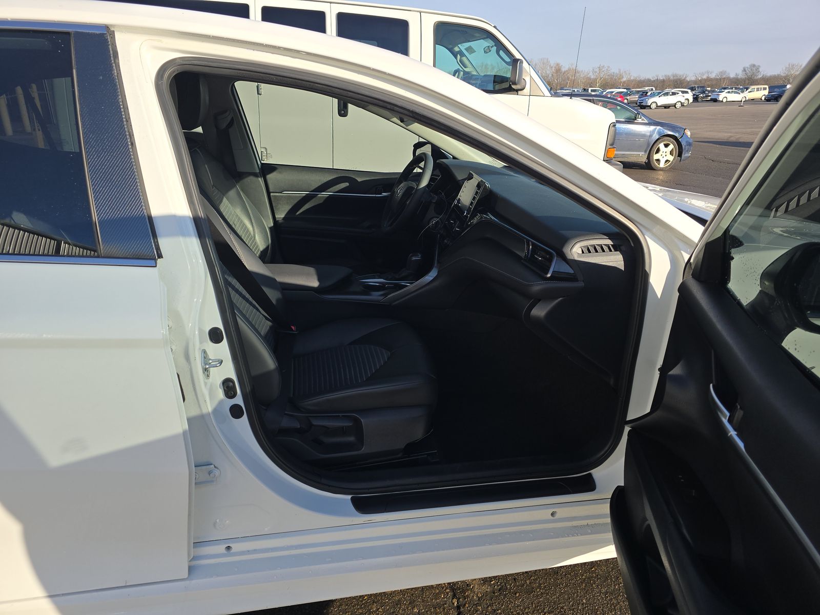 2024 Toyota Camry SE FWD